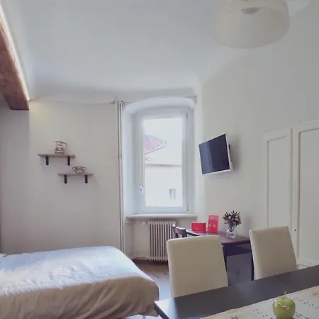 Apartment Conte