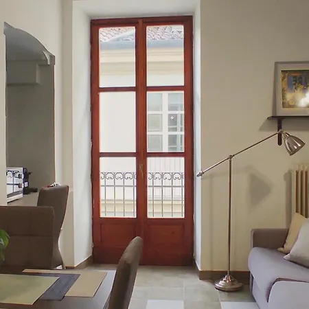 Apartment Conte