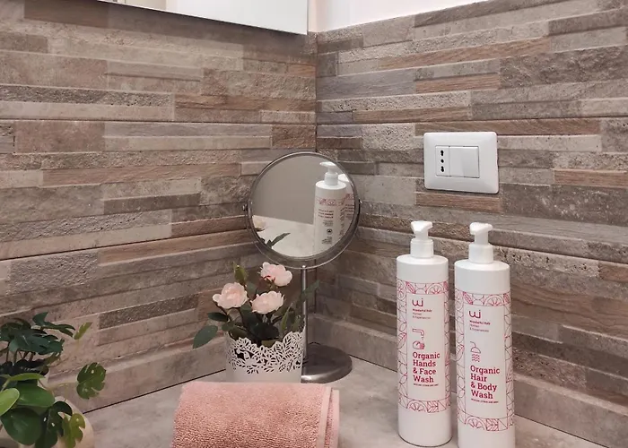 Conte By Wonderful Italy * Turin